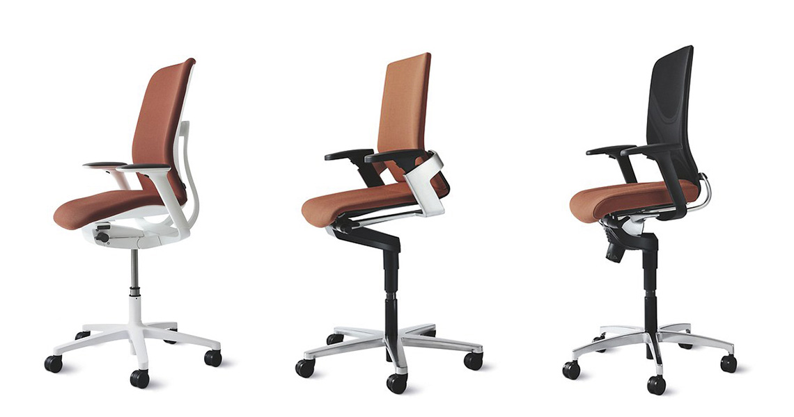 Three Free To Move Models With Elevated Sitting Positions Esps