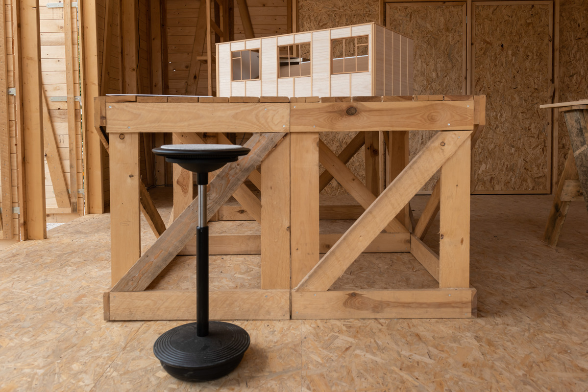 Visitors can see the plans, a wooden model and look at the history of the house on display panels. And anyone wanting to take the weight off their feet can grab a Stitz sitting-standing stool, designed by Hans Roericht, an erstwhile student and lecturer at Ulm University of Design.